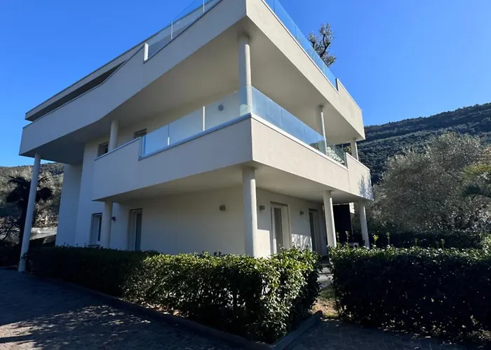 Garda Living Apartments Riva Del Garda